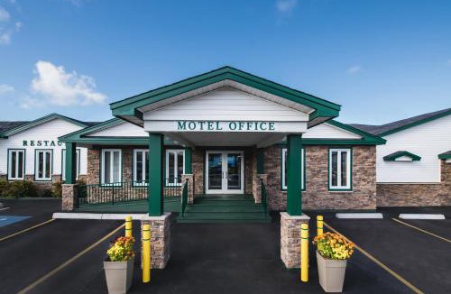 Cow Head Hotel | Shallow Bay Motel & Cabins Conference Centre