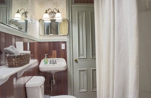 Ranshaw Bed & Breakfast | Shamokin Bed and Breakfast