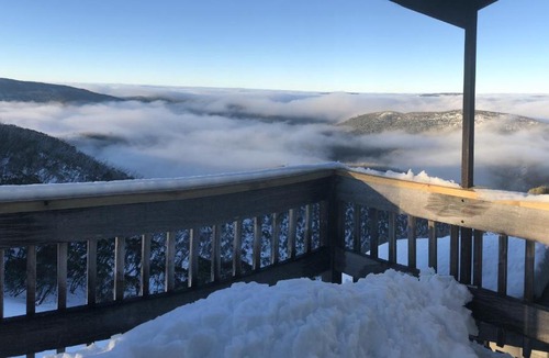 Hotham Heights Apartment | Shamrock Apartment 4