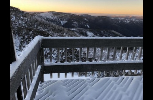 Hotham Heights Apartment | Shamrock Apartment 4