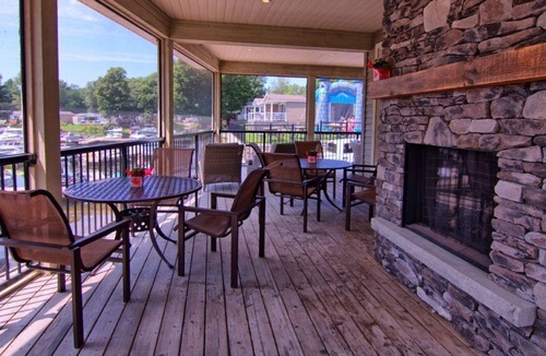 Washago House | Shamrock Bay Resort Cottage