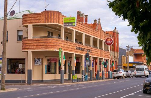 Kyneton Hotel | Shamrock Hotel Kyneton