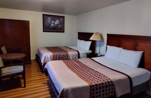 Bellingham Hotel | Shamrock Motel