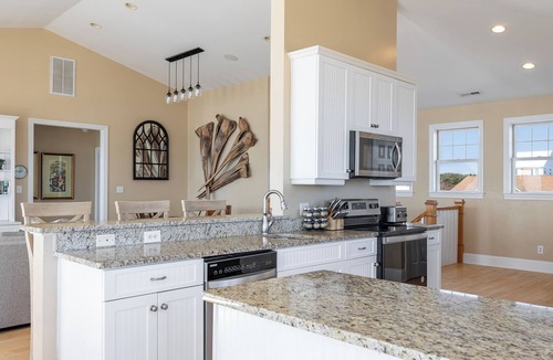 Emerald Isle House | Shamrock, Oceanfront House in Emerald Isle, NC!