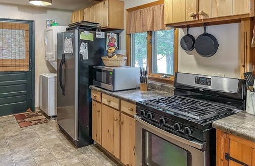 Town of Webb House | Shamrock Shores on 4th Lake
