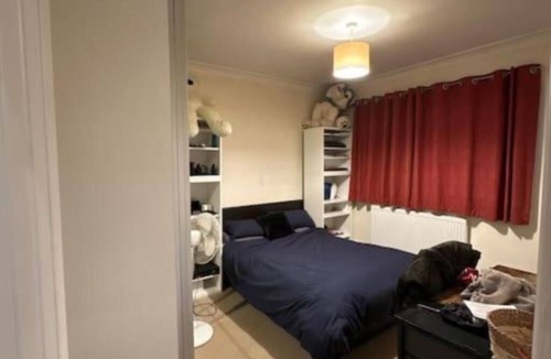 Mapesbury House | Shamsi manor