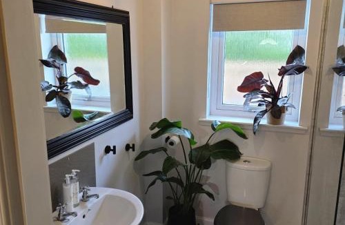 Cromarty Firth House | Shamus 2 Bed Cottage