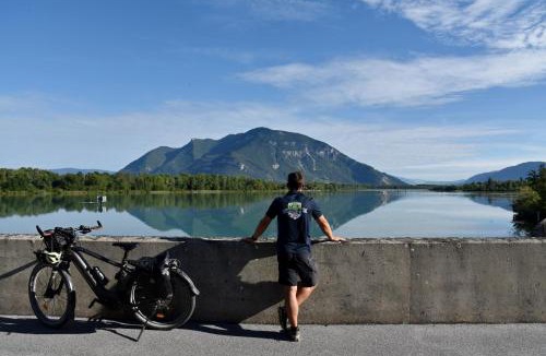 Chanaz Hotel | SHANA Hôtel & Résidence