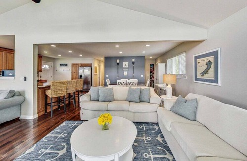 Delavan Lake Cottage | Shanahan Shores | Delavan Lakefront Cottage