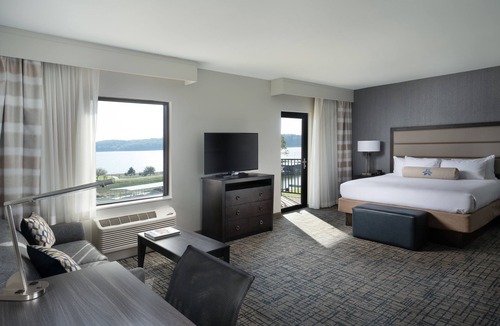 Afton Hotel | Shangri-La Resort