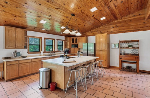 New Braunfels House | Shangrila - peaceful getaway on Lake McQueeney