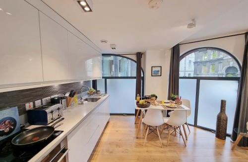 Billingsgate Apartment | Shard View Apartments