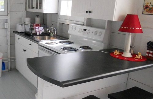 Silver Beach Cottage | Share Splendid Sunsets Over the Beautiful Chesapeake Bay!