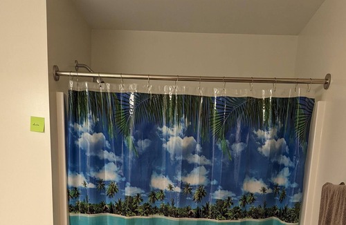 Mankato Apartment | Shared apartment, queen air mattress