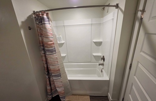 Fairpark Bed & Breakfast | Shared Apartment SLC Downtown