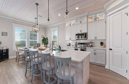 Port Aransas House | Shared Communal Pool | Hot Tub | Grill | Game Room