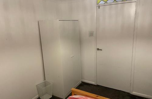 Aylesbury House | Shared Double Rooms