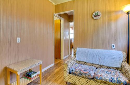 Ellenville House | Shared Fire Pit and Kayaks Catskills Lake Retreat!