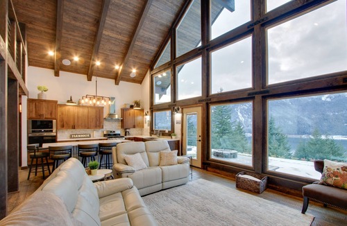 Cle Elum House | Shared Game Room: Dazzling Cle Elum Home