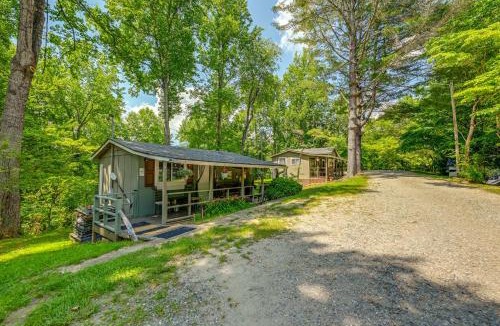 Qualla Apartment | Shared Hot Tub and Fire Pit Tranquil Whittier Gem!