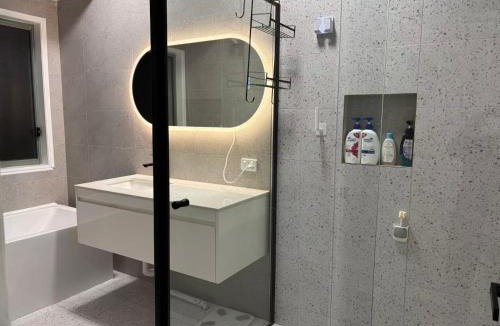 Upper Coomera House | Shared house in Upper Coomera