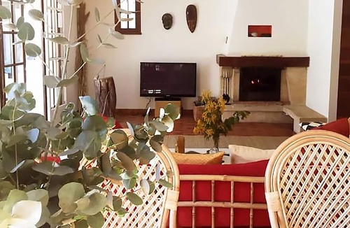 Robion Bed & Breakfast | Shared house with private rooms