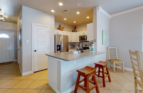 Safe Harbor House | Shared Pool, Near Beach, Golf Cart Access