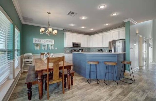 Port Aransas House | Shared Pool, Pet Friendly, Water View, Golf Cart Included