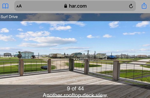 Surfside Beach House | Shark Shack sleeps 9 people 🤩 gorgeous ocean view from house