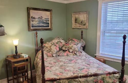 Point Edward Apartment | sharkhouse