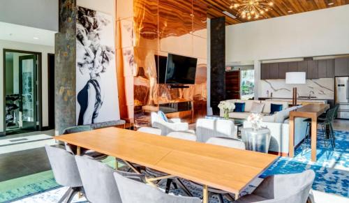 Sharon Heights Apartment | Sharon Green