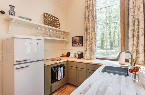 McEwen House | Sharp Shin at Buckhorn Hollow