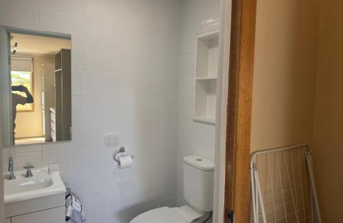 Woodcroft Apartment | Shaun place