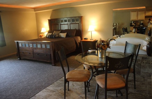 Shawano Resort | Shawano Four Seasons Hotel