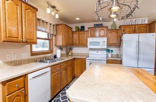 Shawano House | Shawano Lakefront Home with Dock