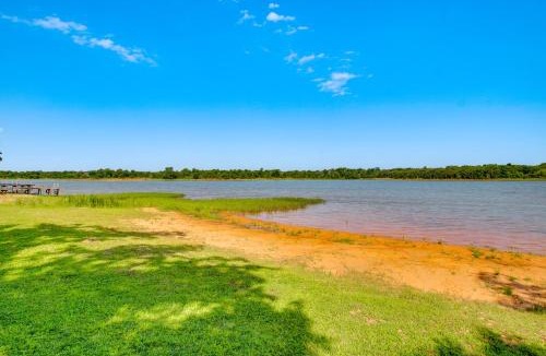 Shawnee House | Shawnee Cabin w/On-Site Reservoir Access!