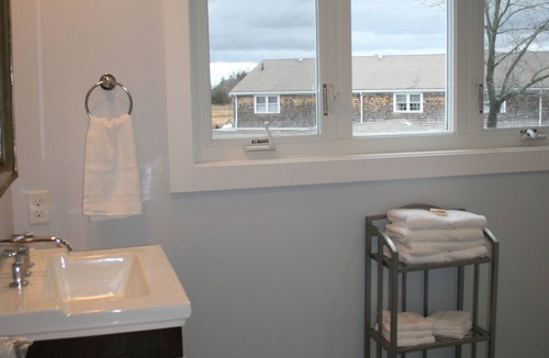 Essex Hotel | Shea's Riverside Inn & Motel