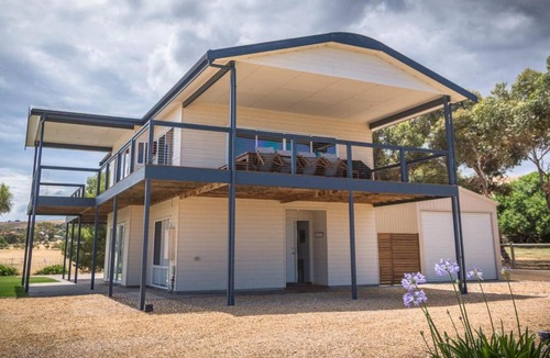 Carrickalinga House | Shearers Rest 5 Davey Road