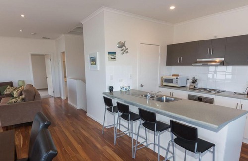 Carrickalinga House | Shearers Rest 5 Davey Road