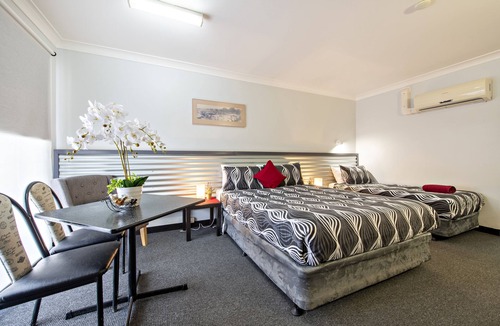 Dubbo Hotel | Shearing Shed Motor Inn