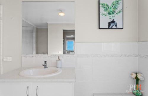 Sunderland Bay House | Shearwater Ocean Views