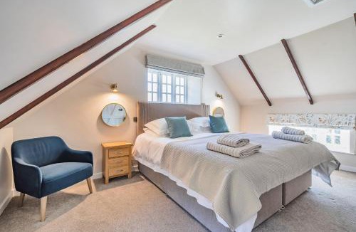 Chard House | Shedrick Cottage