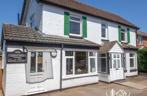 Dibden Purlieu Apartment | Sheep Room 11 -Peaceful Double - New Forest