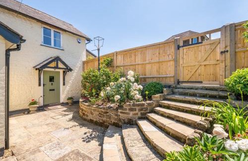 Byworth House | Sheepdown by inspirestays-com