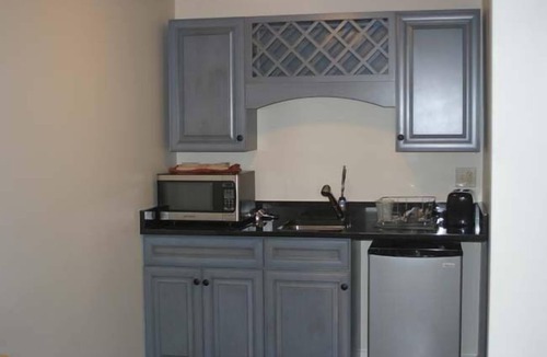 Wiscasset Apartment | Sheepscot Harbour Studio #211