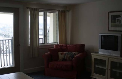 Wiscasset Apartment | Sheepscot Harbour Studio #211