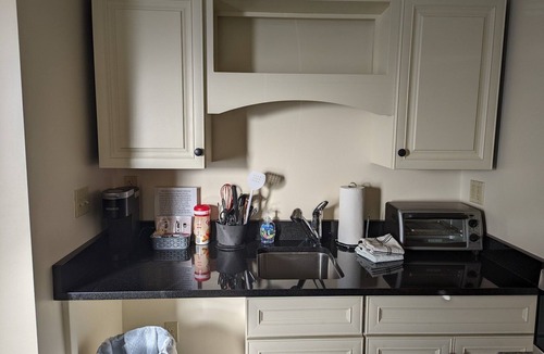 Edgecomb Apartment | Sheepscot Harbour Studio #210