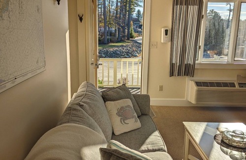 Edgecomb Apartment | Sheepscot Harbour Studio #210
