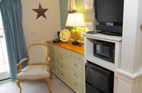 Edgecomb Hotel | Sheepscot Harbour Village Resort