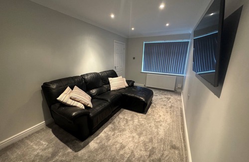 Mosborough House | Sheffield Edge Hideaway